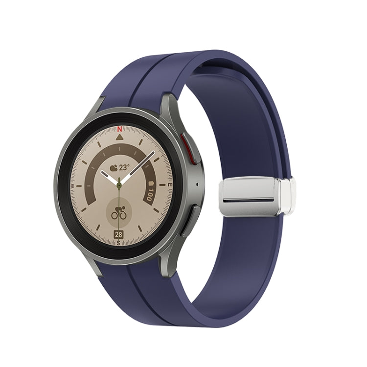 Folding Silver Buckle Silicone Watch Band, For Samsung Galaxy Watch5 40&44mm / Pro 45mm