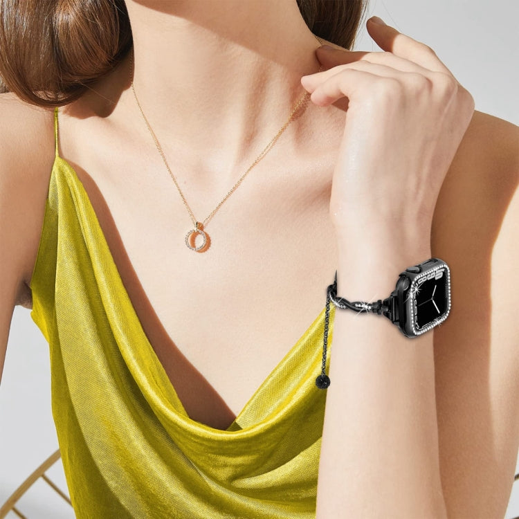 Twist Bracelet Diamond Metal Watch Band, For Apple Watch SE 2022 44mm, For Apple Watch Series 7 41mm, For Apple Watch Series 7 45mm, For Apple Watch SE 40mm, For Apple Watch SE 44mm, For Apple Watch 6 40mm, For Apple Watch Series 6 44mm                ...