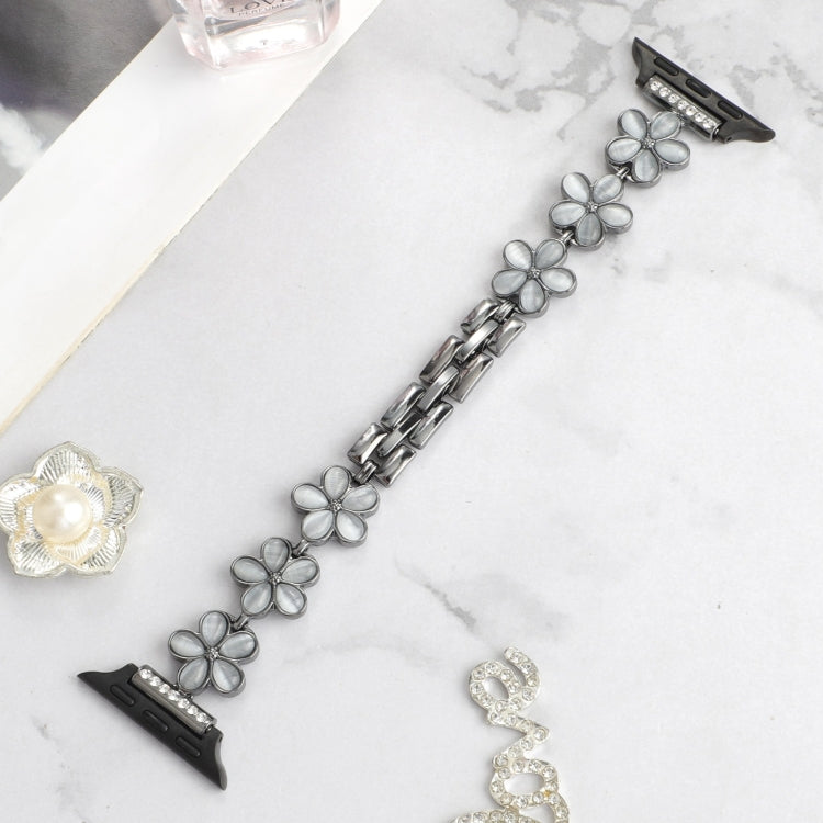5-petaled Flower Zinc Alloy Chain Watch Band, For Apple Watch Series 8 41mm, For Apple Watch Series 8 45mm, For Apple Watch SE 2022 40mm, For Apple Watch SE 2022 44mm, For Apple Watch Series 7 41mm, For Apple Watch Series 7 45mm
