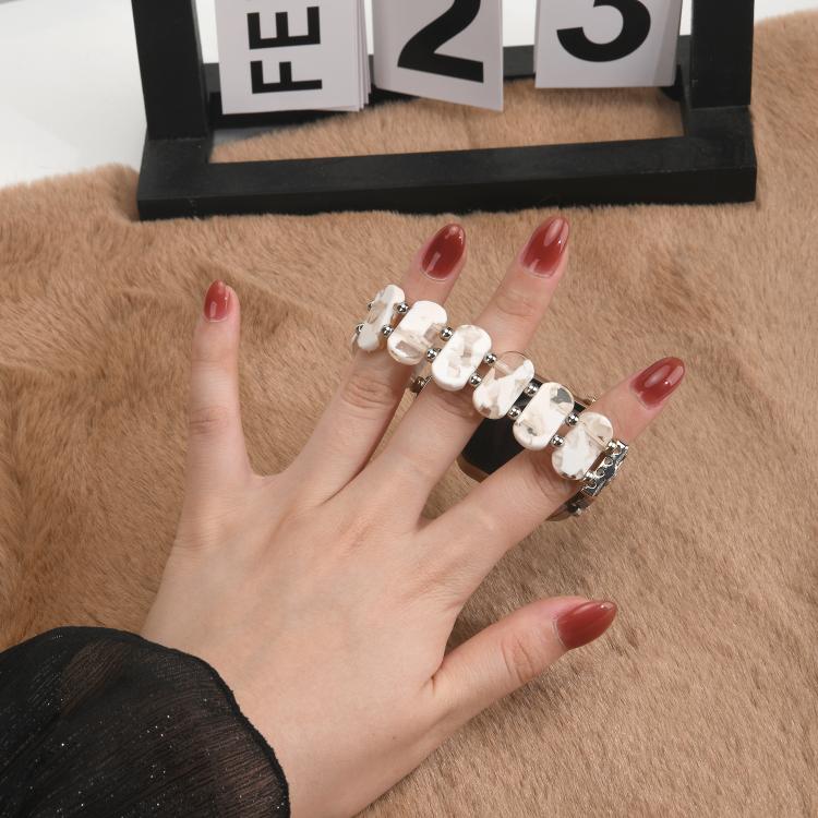 D-Shaped Rhinestone Chain Resin Watch Band, For Apple Watch 46mm / 49mm / 45mm / 44mm, For Apple Watch 42mm / 41mm / 40mm / 38mm