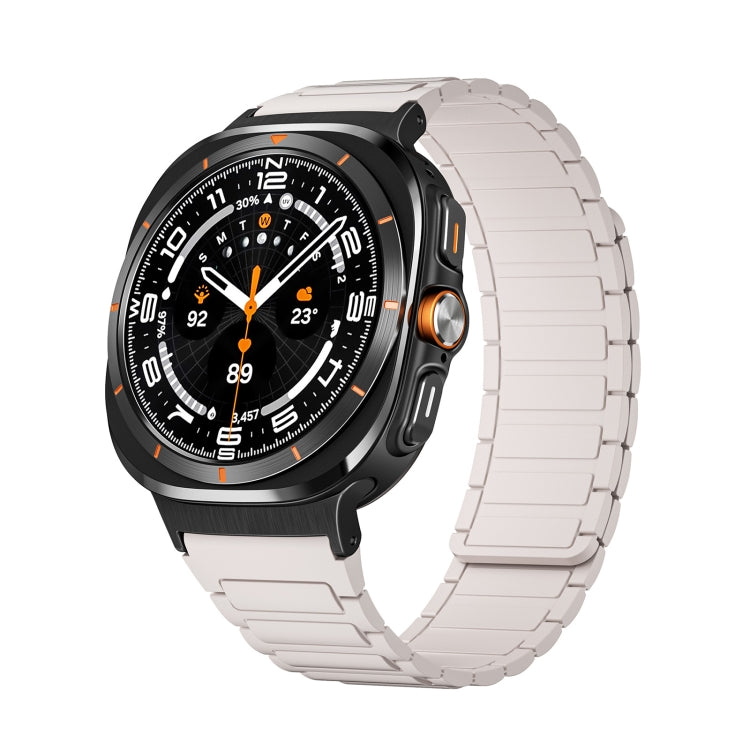 For Samsung Galaxy Watch Ultra 47mm Black Connector I-shaped Magnetic Silicone Watch Band